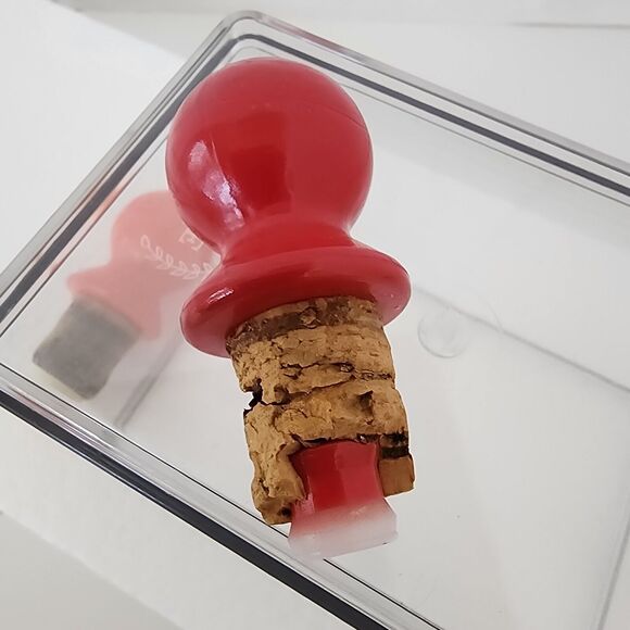 Retro White Milk Glass Strawberry Oil Vinegar Vintage Small Cruets 5.5" w/cork - Picture 4 of 14